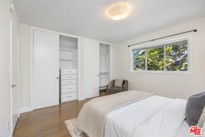 827 Bay Street #5 photo 8