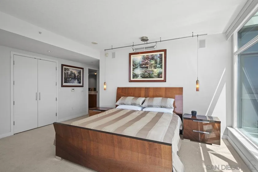 1205 Pacific Hwy #3101 photo 49