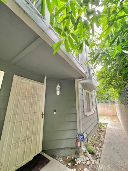 812 Inglewood photo 5