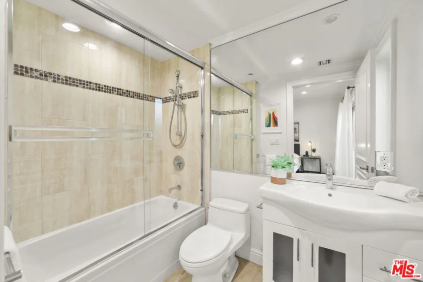 918 S Wooster Street #1 photo 17