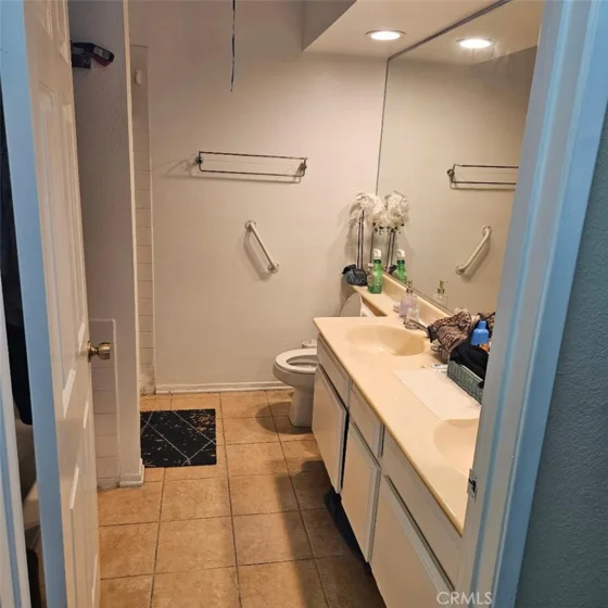 8710 Independence Ave # 202 photo 8