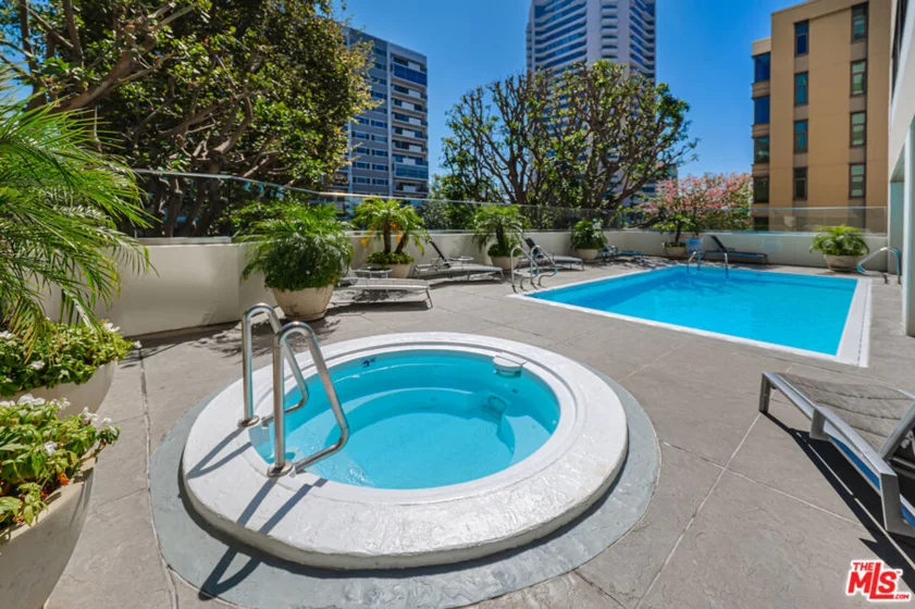 10445 Wilshire Boulevard #1402 photo 35