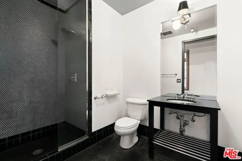 1645 Vine Street #301 photo 15