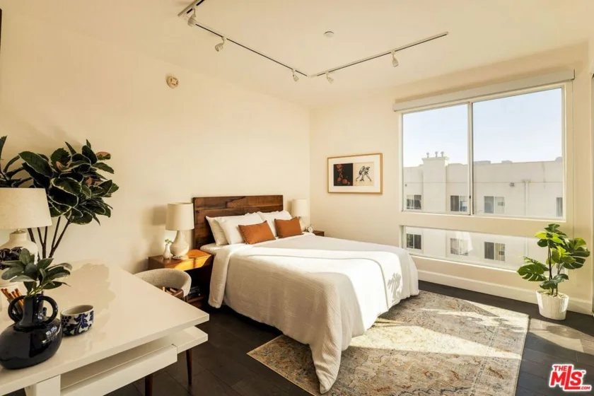 1932 Selby Avenue #401 photo 29