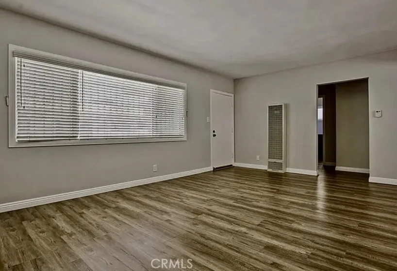 2535 W Imperial #5 photo 8