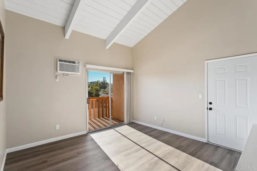 1050 Rock Springs Road #214 photo 1