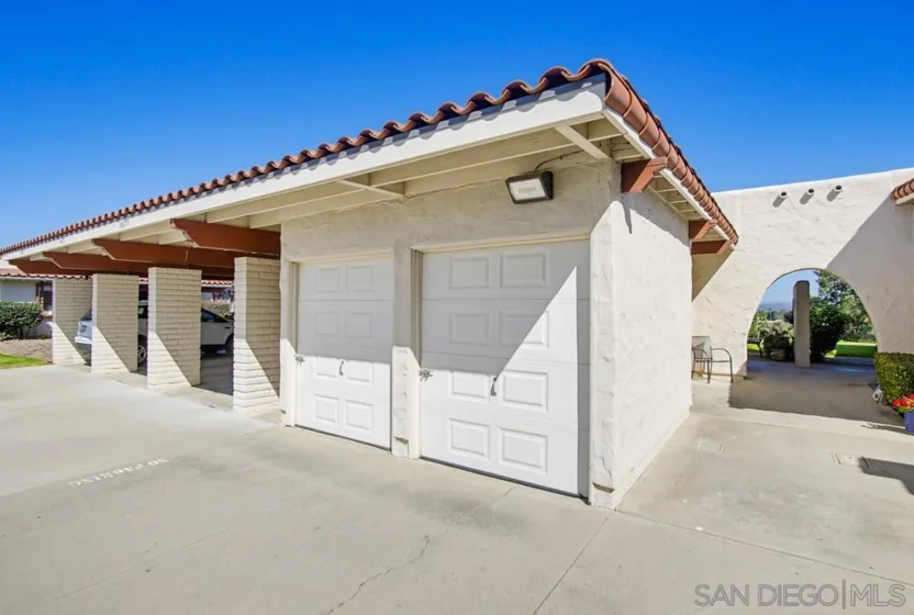 16677 Diaz Drive photo 46