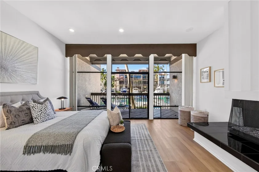 6229 N Marina Pacifica photo 21