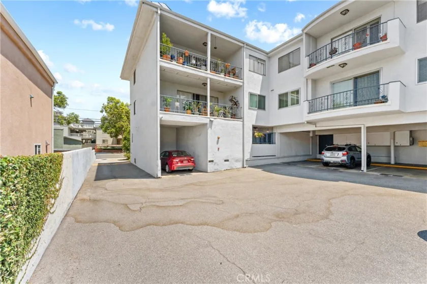 972 E California #207 photo 27