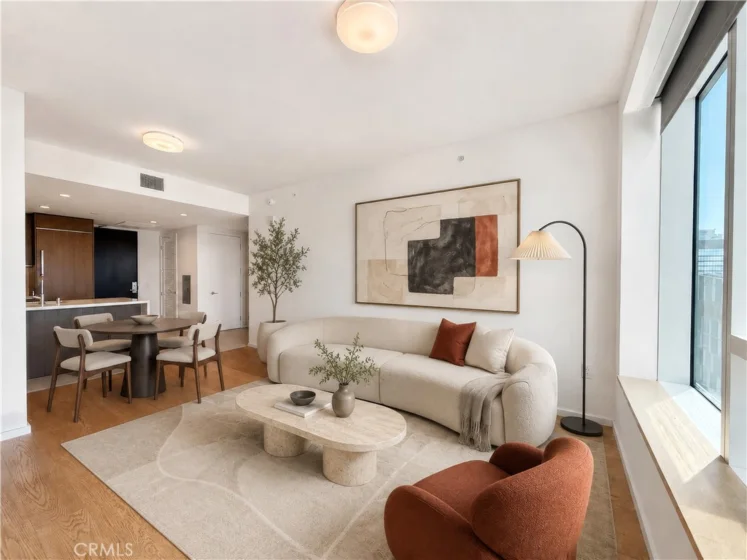 889 Francisco #2502 photo 24
