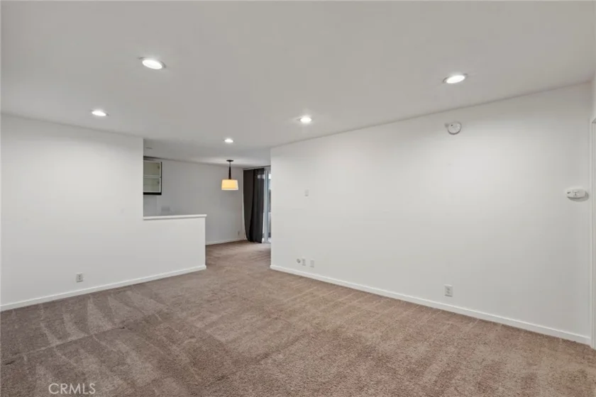 525 N Sycamore Avenue #333 photo 20