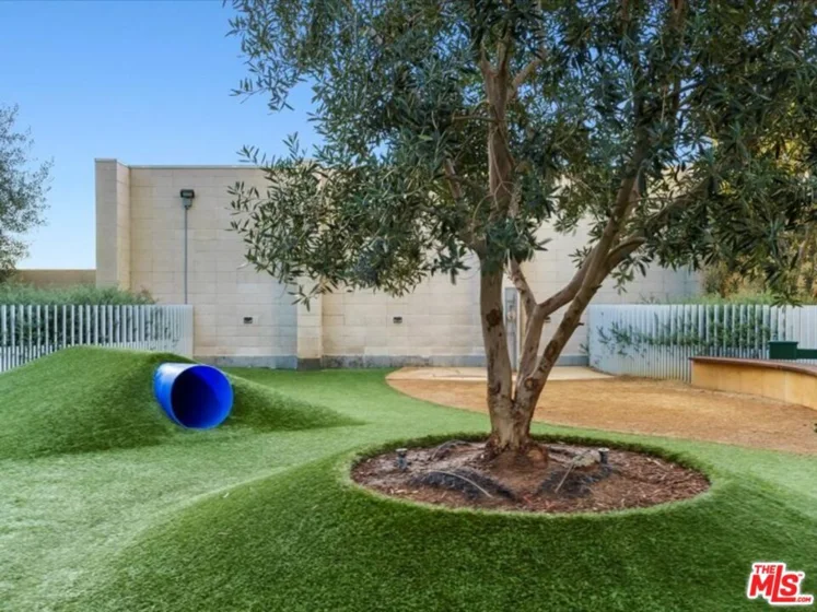 877 Francisco Street #2811 photo 52