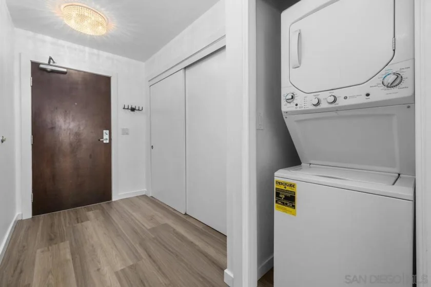 889 Date Street #448 photo 19