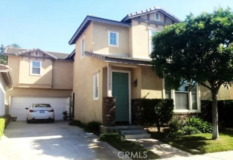 114 Lydia Lane photo 1