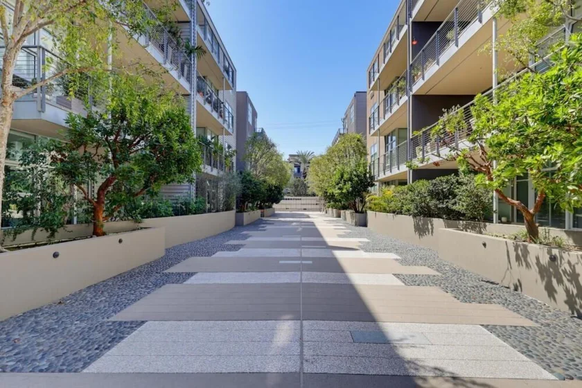 4080 Glencoe Avenue #408 photo 24