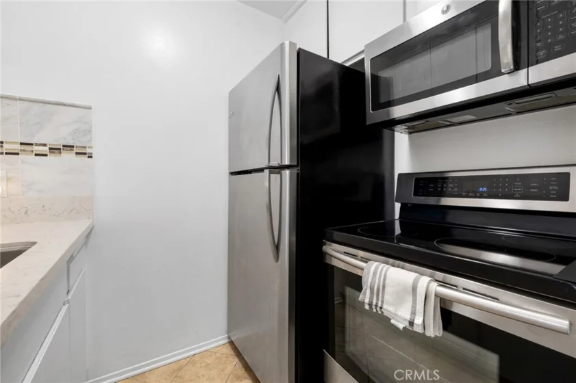 525 S Ardmore Avenue #257 photo 5