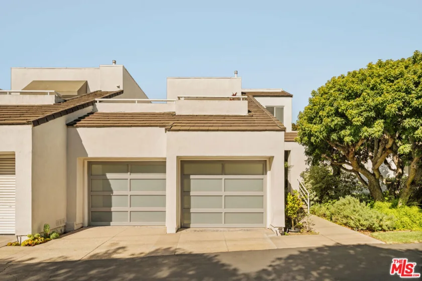 610 Harbor Street #1 photo 4