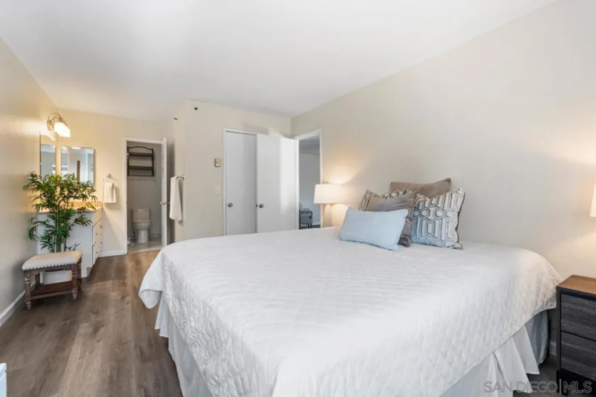 7508 Parkway Drive #105 photo 15