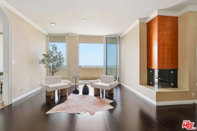 1333 S Beverly Glen Boulevard #902 photo 22
