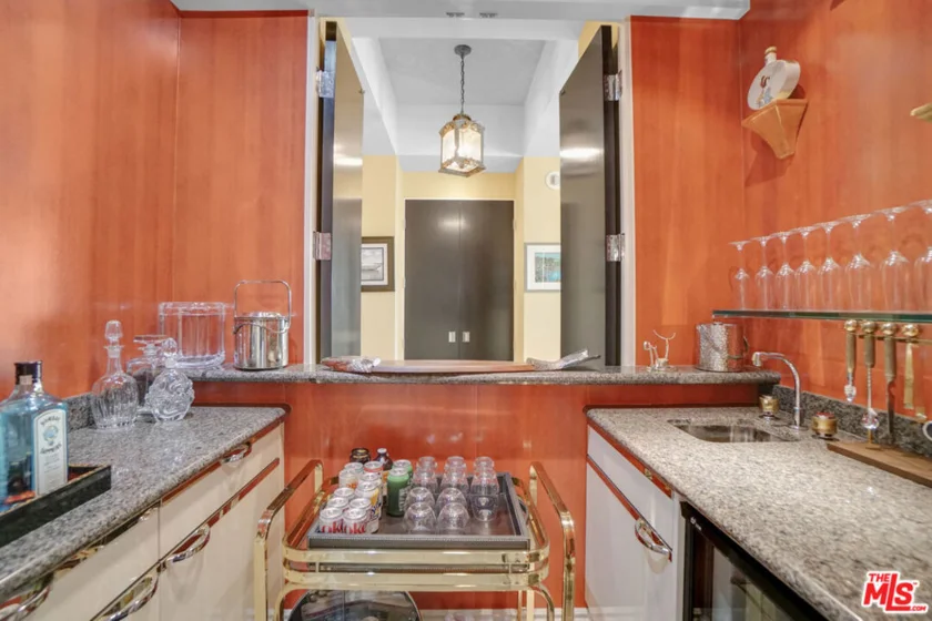 10380 Wilshire Boulevard #1501 photo 18
