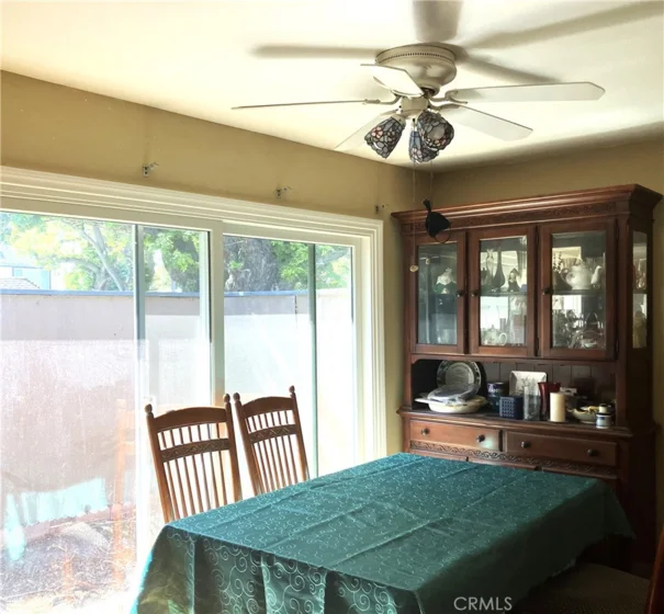1122 S Dover photo 6