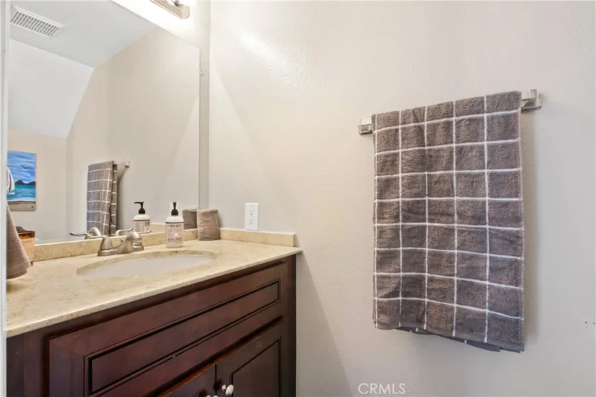 290 Victoria Street #11 photo 6