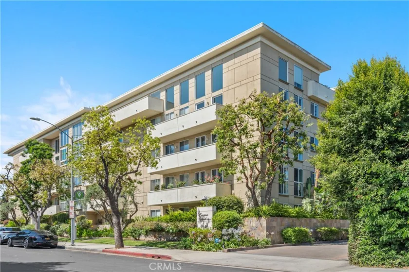 4949 Genesta Avenue #102 photo 1