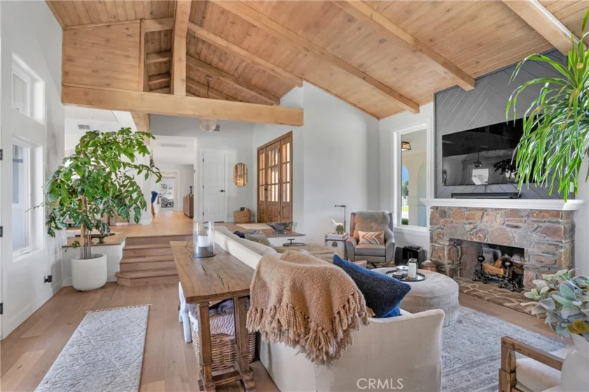 26465 Douglas Avenue photo 46