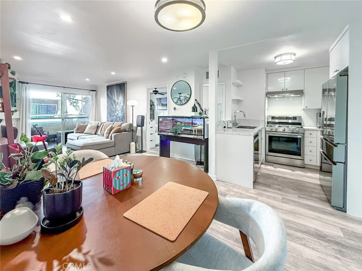 5530 Owensmouth Avenue #115 photo 5