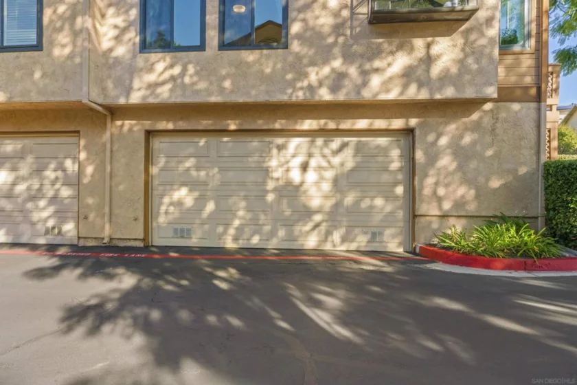 8896 Highwood Drive #C photo 39