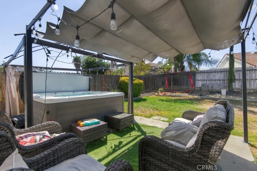 27035 Winchester Creek Avenue photo 22