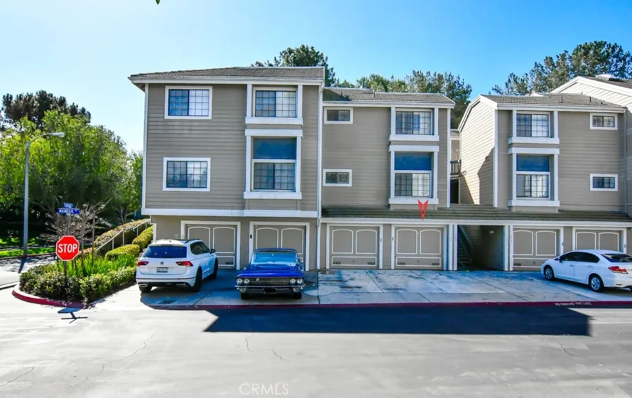 8212 Mainsail Drive #202 photo 1