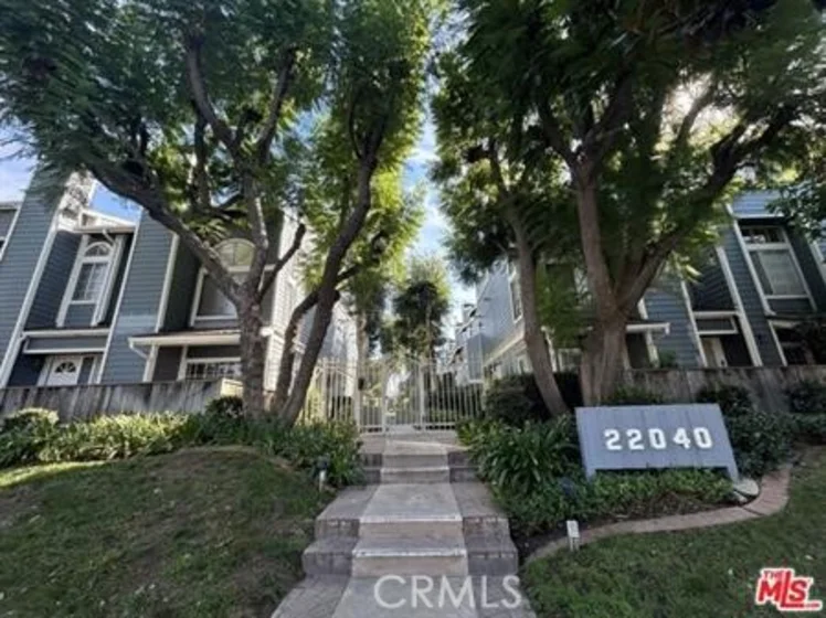 22040 Gault Street #50 photo 2