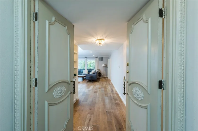 4200 Laurel Canyon Boulevard #204 photo 1