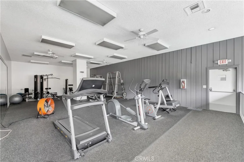 5585 E Pacific Coast Hwy #342 photo 11