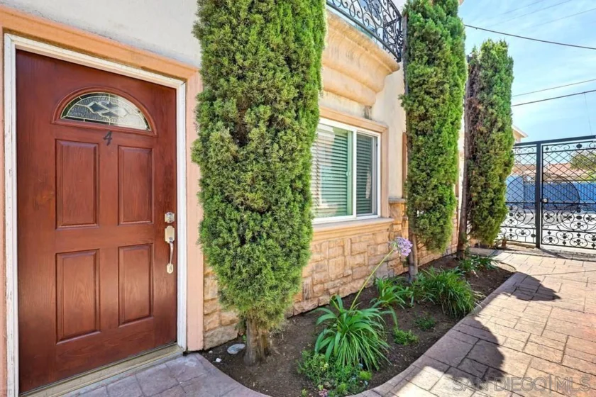 3562 Marlborough Avenue #4 photo 35