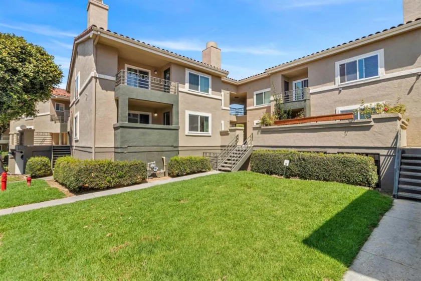 7425 Charmant Drive #2901 photo 22