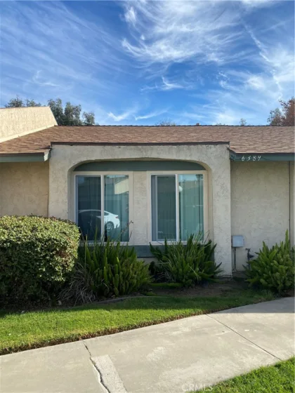 6389 Del Mar Way photo 3