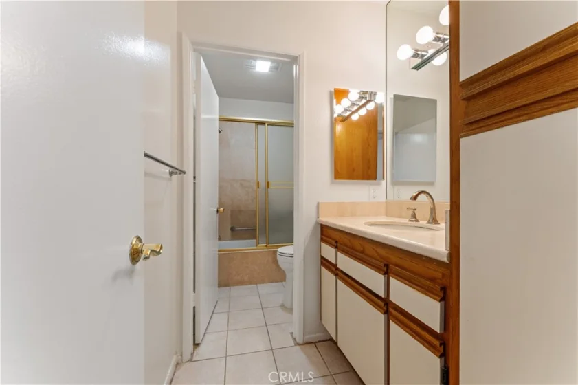 1351 N Crescent Heights #308 photo 22