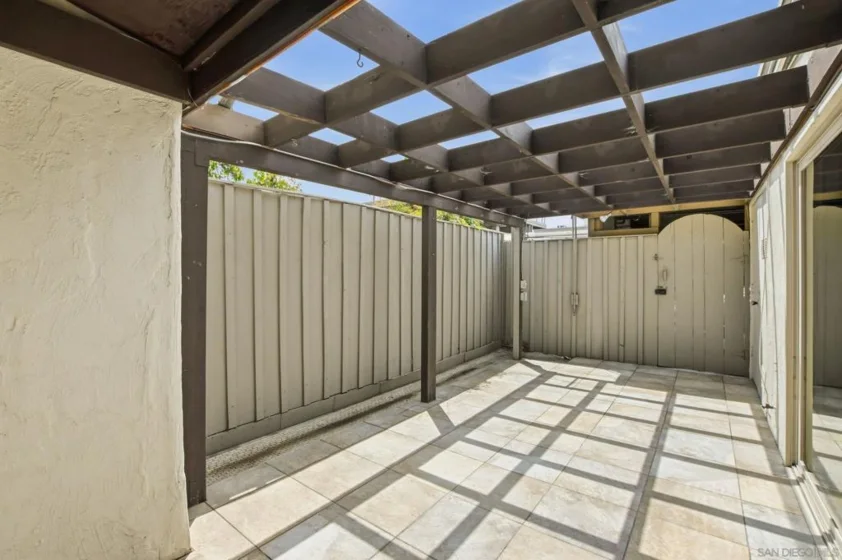 5244 Mount Alifan photo 9