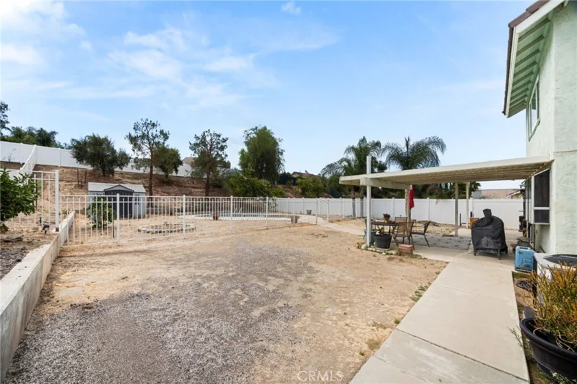 41875 Humber Drive photo 18