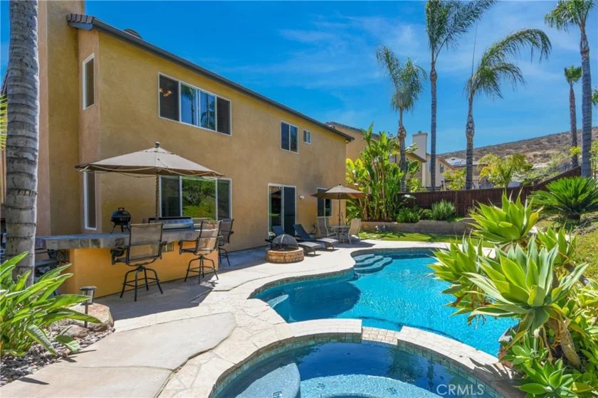 38800 Cobblestone photo 31