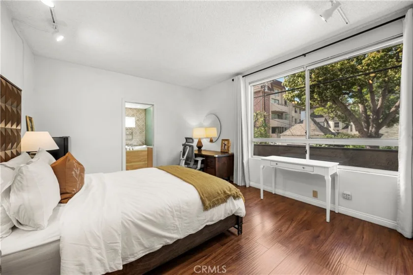 1509 Greenfield Avenue #106 photo 24