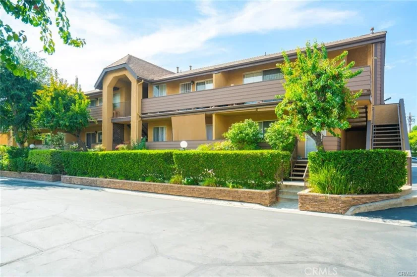 14821 Sherman Way #12 photo 1