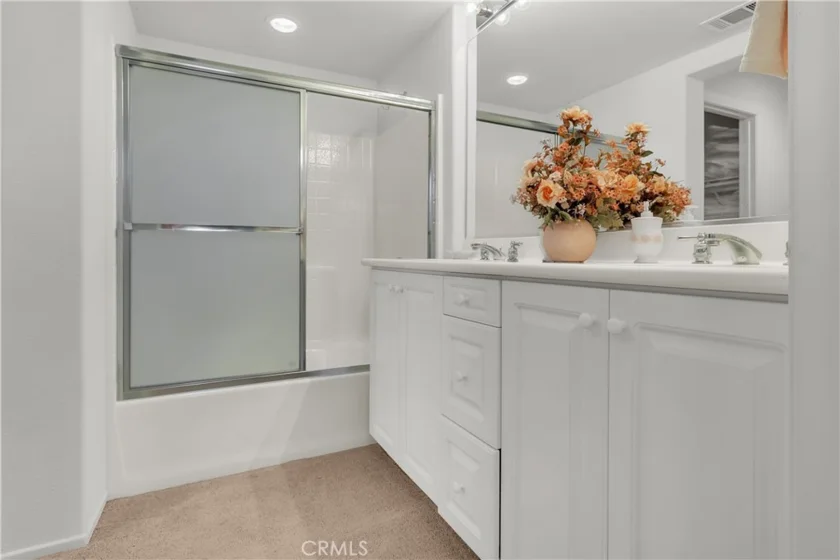 101 Waterman #153 photo 24