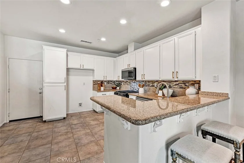470 N Londonderry Lane #B photo 6