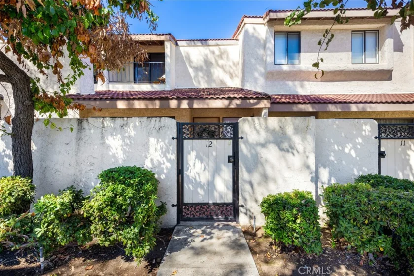 6021 Lindley Avenue #12 photo 11