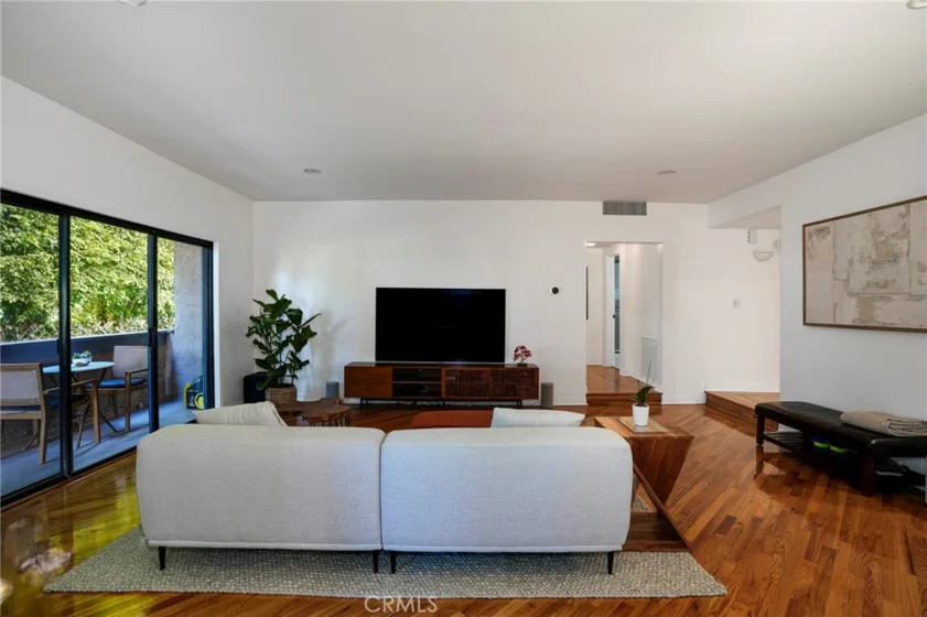 2307 Fox Hills #105 photo 7