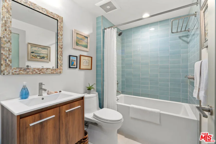 140 Ocean Park Boulevard #425 photo 35