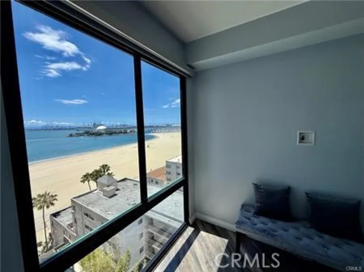 1310 E Ocean #906 photo 47